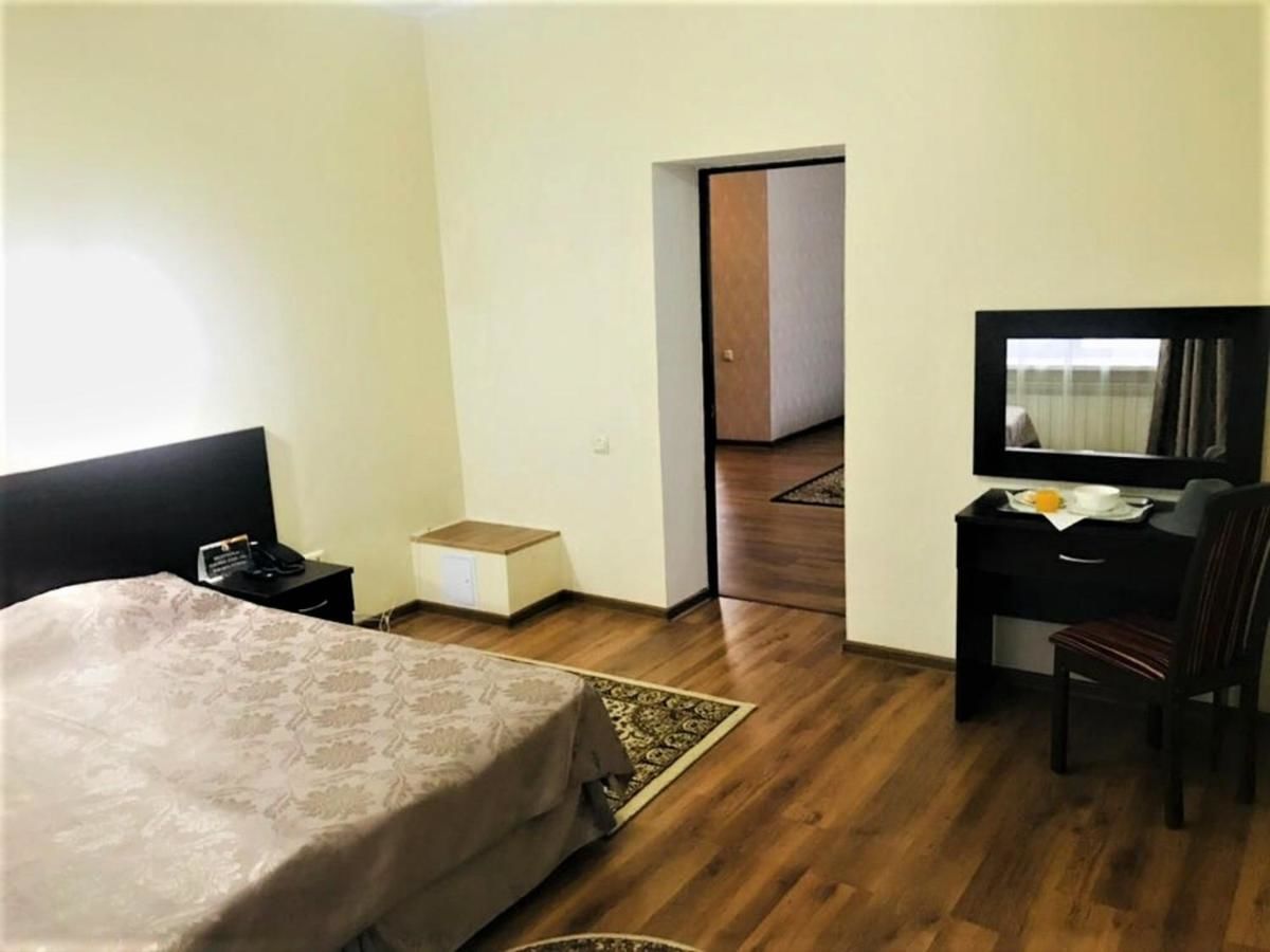 Отель Sultan Beibarys Нур-Султан