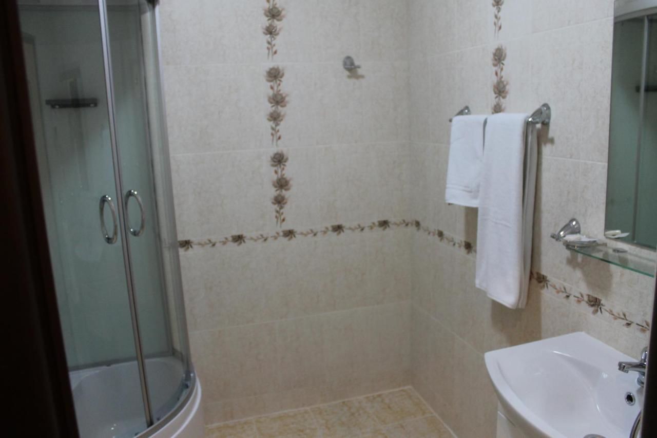 Отель Sultan Beibarys Нур-Султан